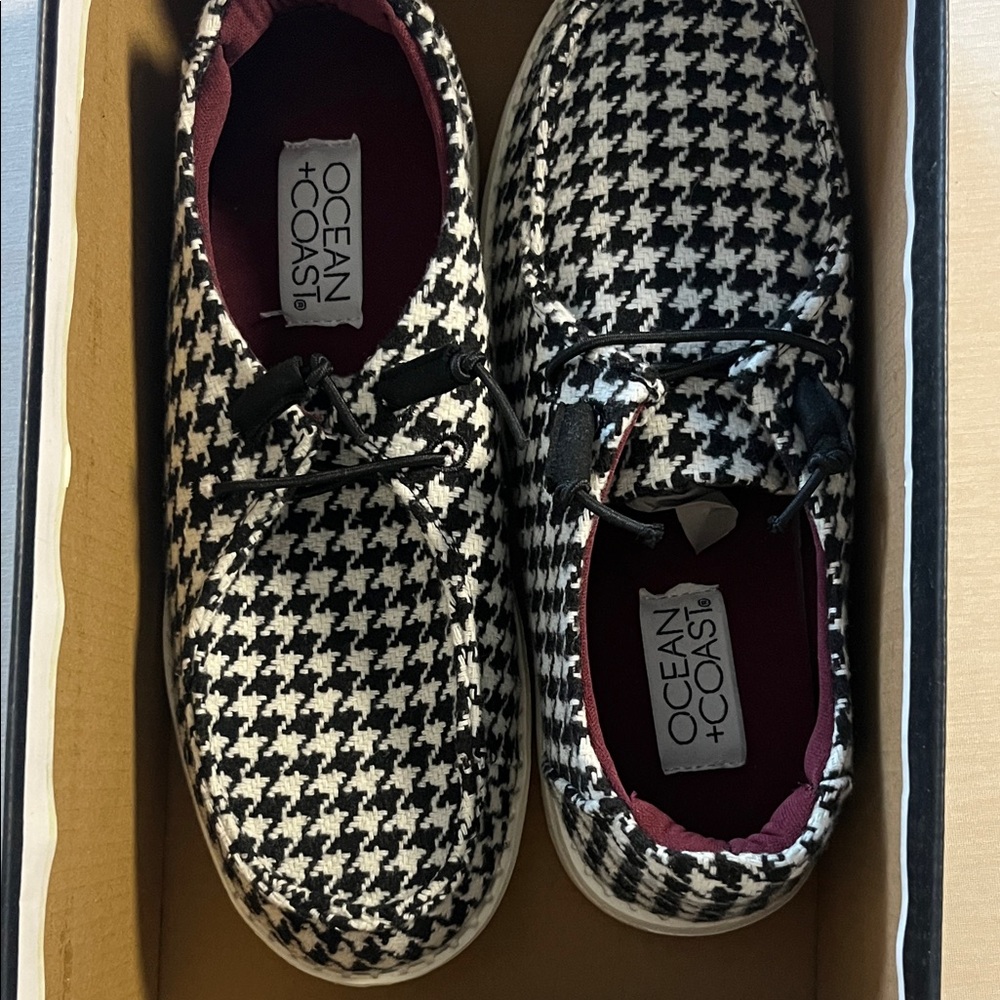 Ocean + Coast Kids Houndstooth Sneakers - Black and White
